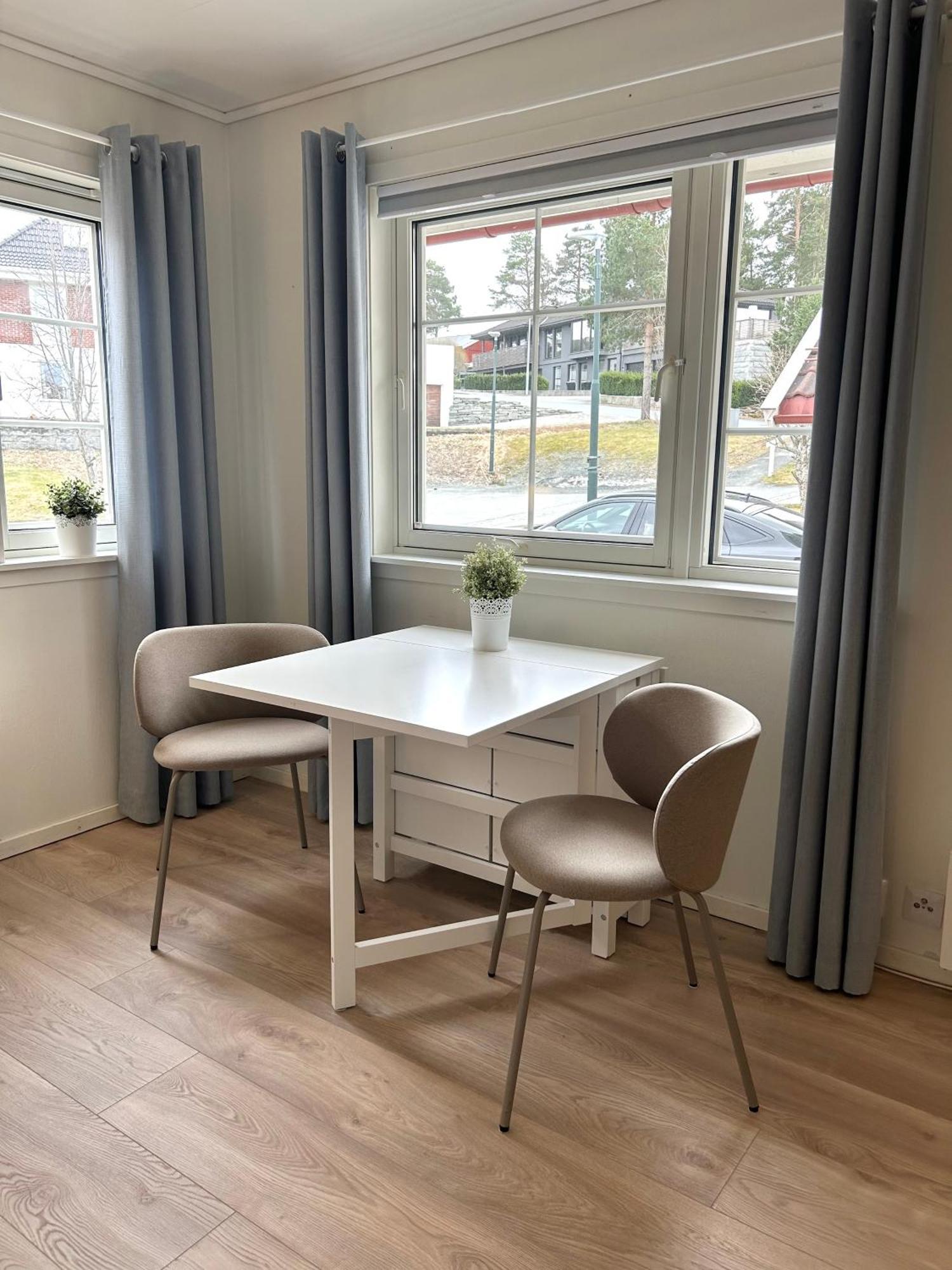 Newly Renovated - Free Parking And Ev Docking Apartamento